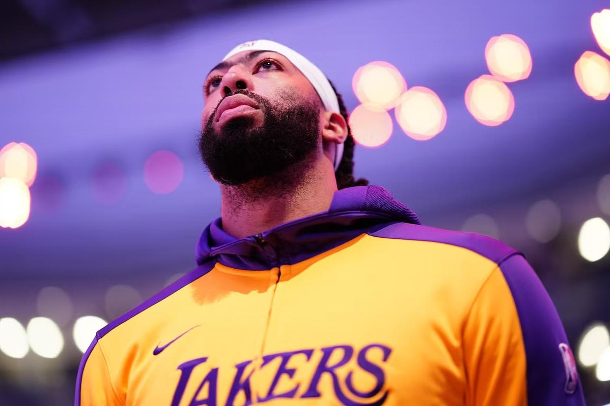 开云体育-包含穆雷与90激战巴塞罗那分钟，领先优势明显胜负难料！，浓眉哥焦点对战比赛高潮迭起的词条